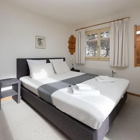 Regina D1 By Interhome Arveyes