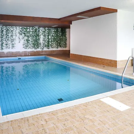 Regina D1 By Interhome Arveyes